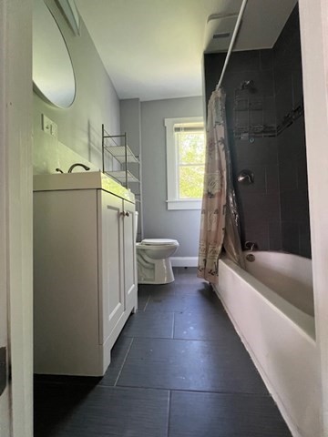 19 Wareham Street Springfield, MA 01108 - Photo 7 of 12