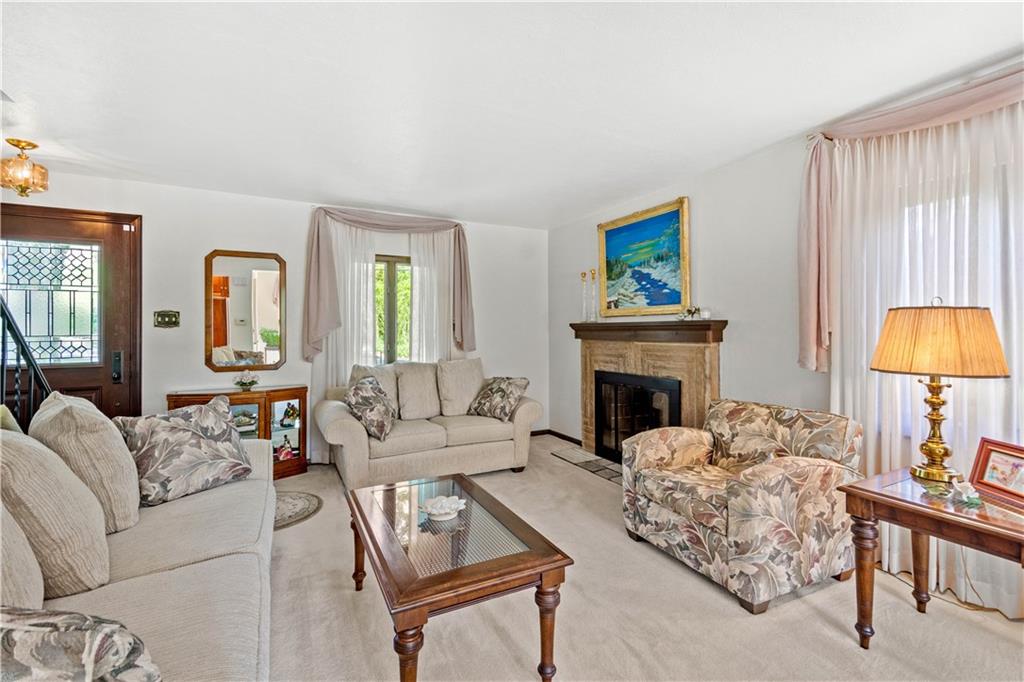 1520 Prospect Road Pittsburgh, PA 15227 - Photo 4 of 25 Gallery Image 4