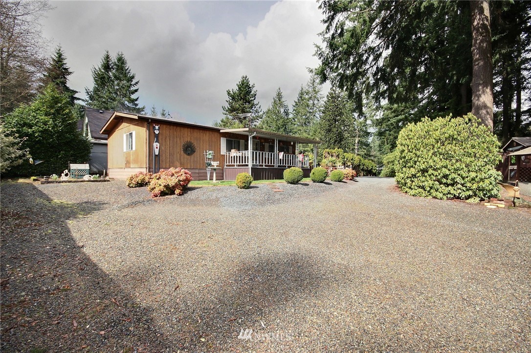18923 Southeast Petrovitsky Road Renton, WA 98058 - Photo 2 of 23
