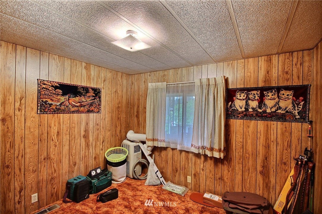 18923 Southeast Petrovitsky Road Renton, WA 98058 - Photo 21 of 23