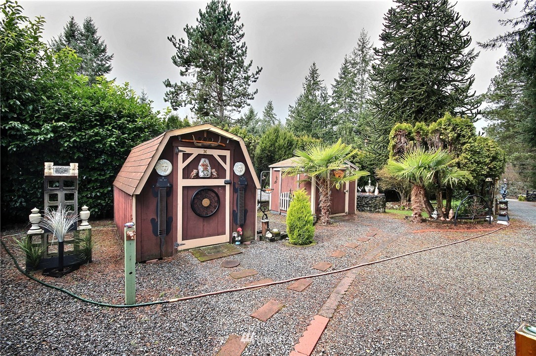 18923 Southeast Petrovitsky Road Renton, WA 98058 - Photo 5 of 23