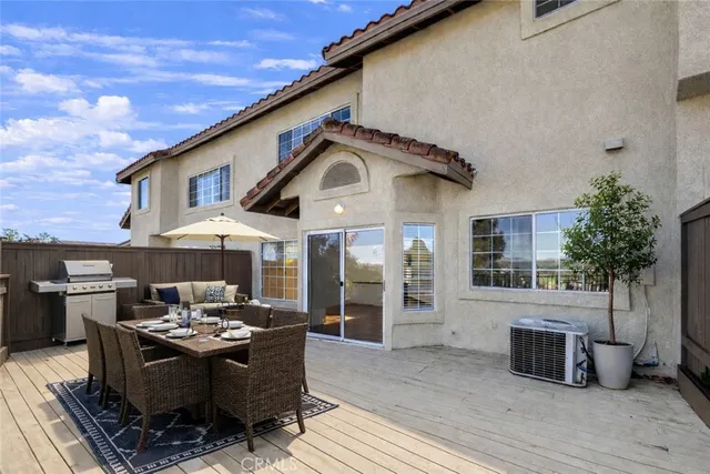 $725,000 | 1091 Amberton Lane, Newbury Park, CA 91320