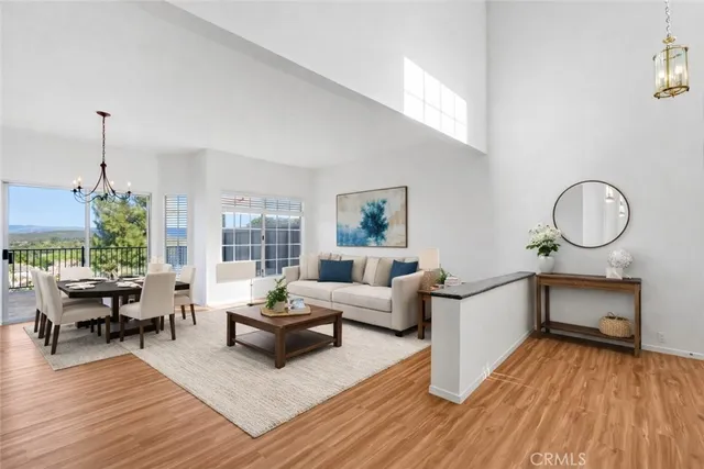 $725,000 | 1091 Amberton Lane, Newbury Park, CA 91320