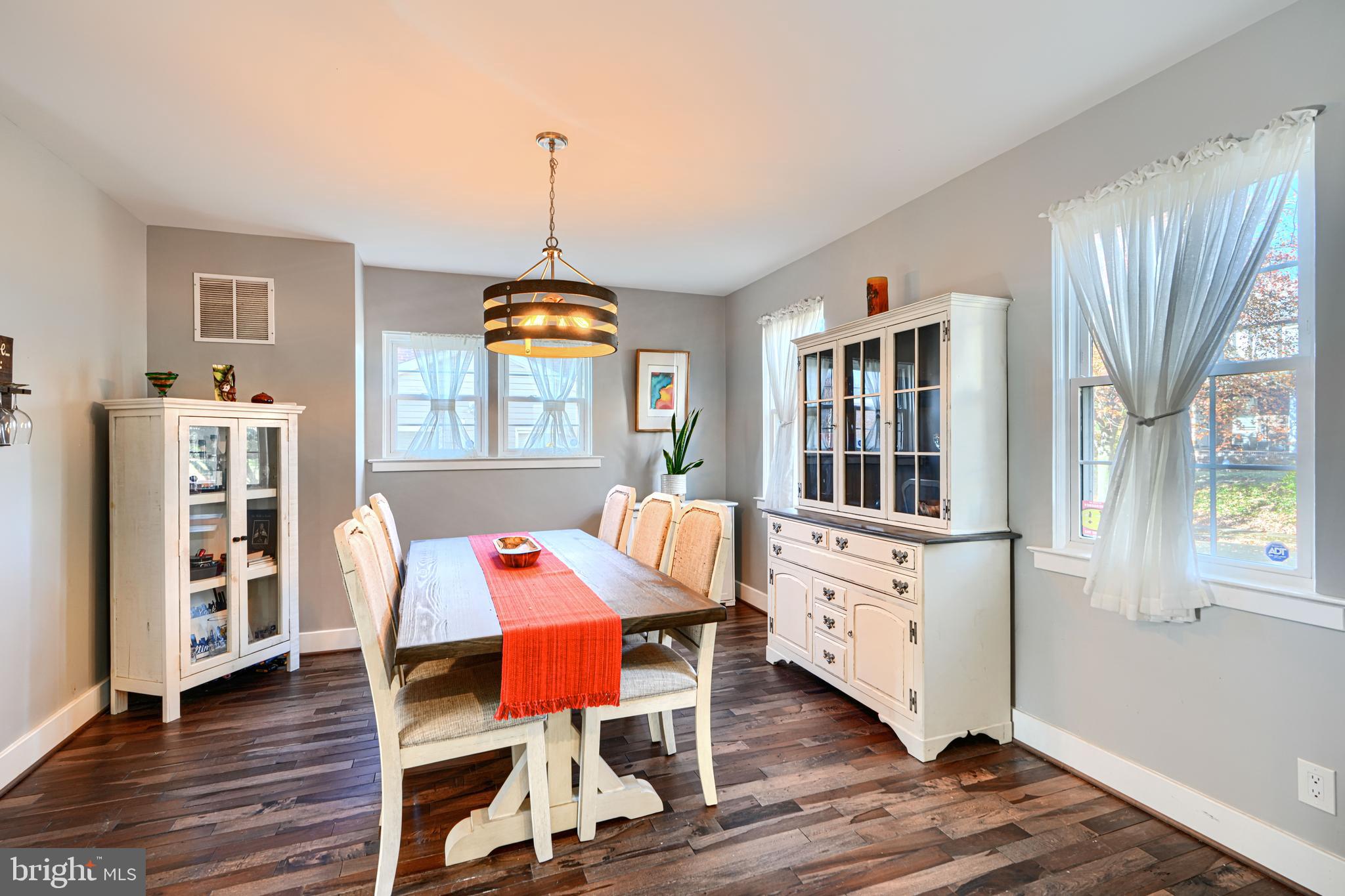 603 Stamford Road Baltimore, MD 21229 - Photo 16 of 62