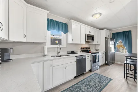 $349,900 | 213 St Louis Avenue, Woonsocket, RI 02895