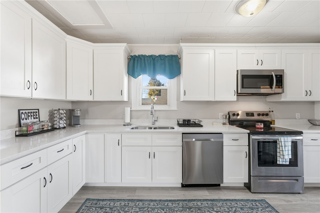 213 St Louis Avenue Woonsocket, RI 02895 - Photo 9 of 20