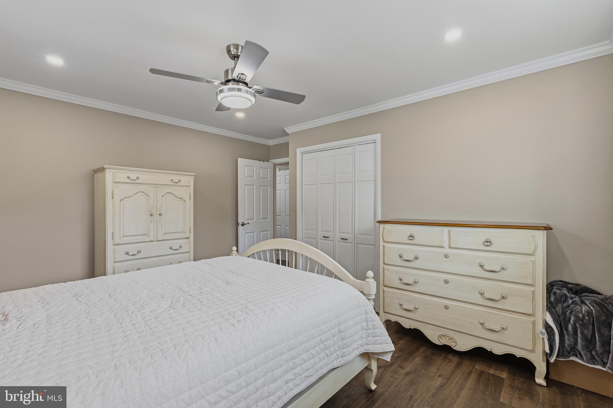 3936 Martin Road Huntingdon Valley, PA 19006 - Photo 14 of 75