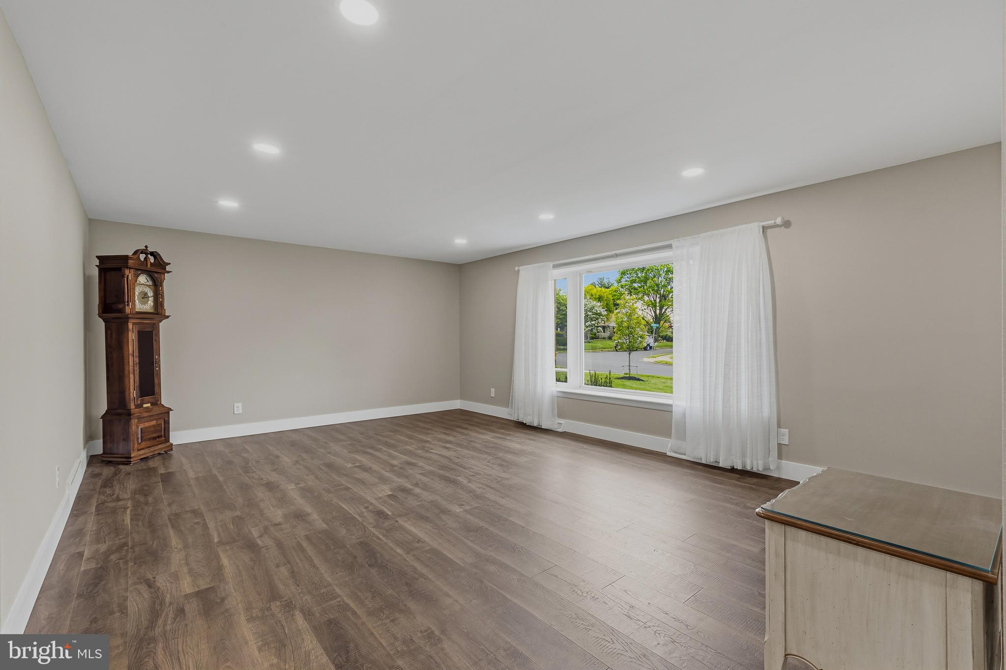 3936 Martin Road Huntingdon Valley, PA 19006 - Photo 37 of 75