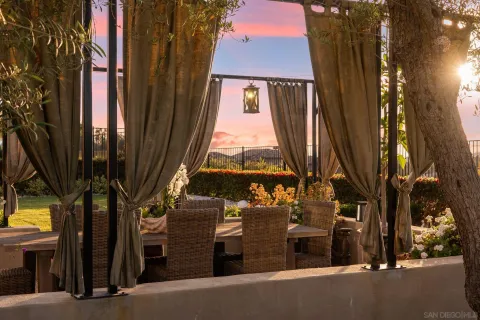 $3,985,000 | 18264 Avenida Manantial, Rancho Santa Fe, CA 92067