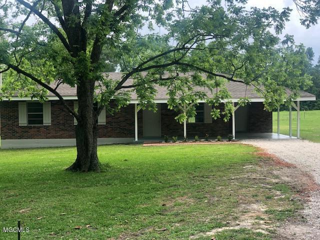 408 Holcomb Carroll Road Carriere, MS 39426 - Photo 1 of 16 IMG_5516