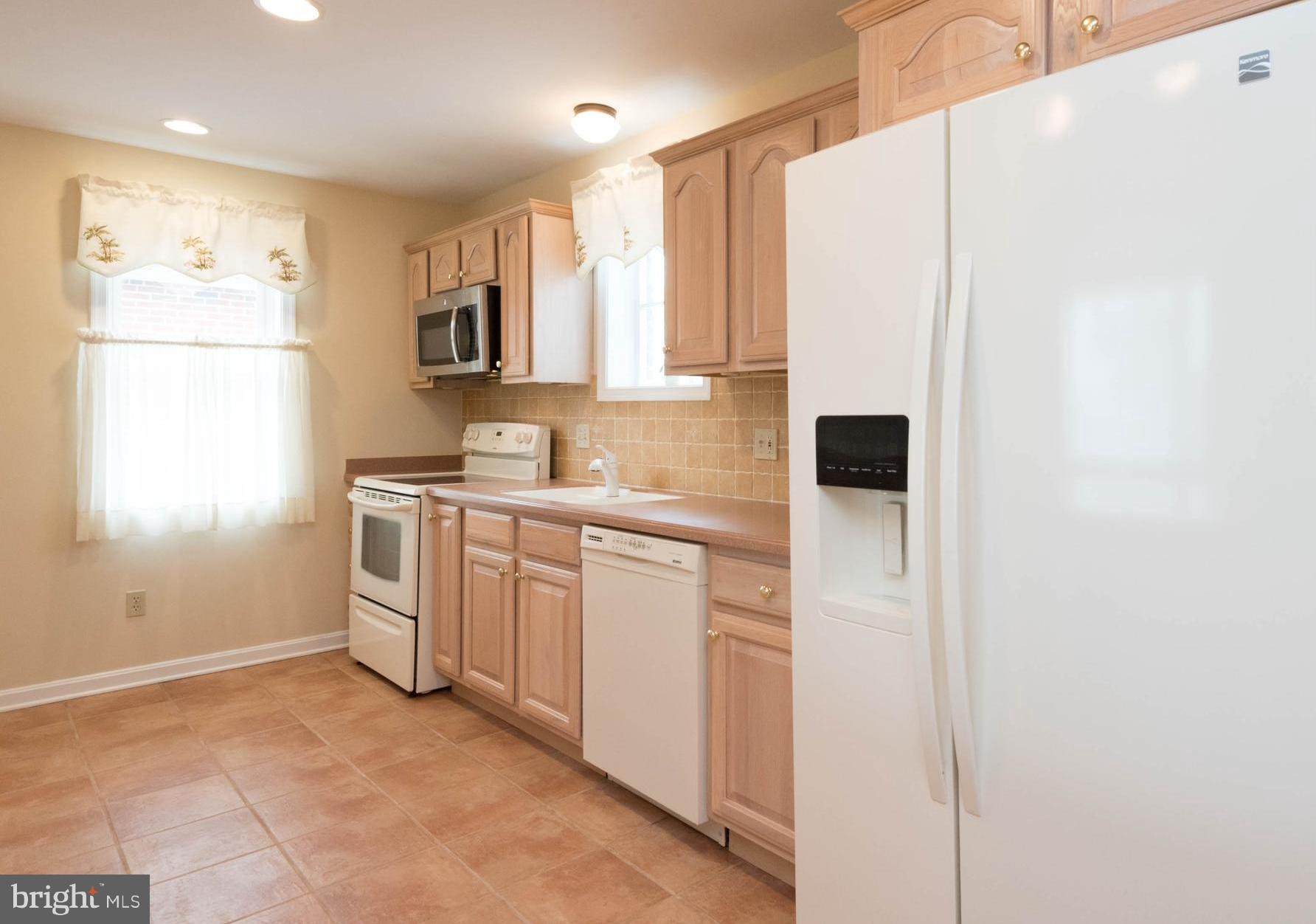 259 Harlem Road Pasadena, MD 21122 - Photo 12 of 30 Trendy Whitewashed Display and Storage Cabinetry