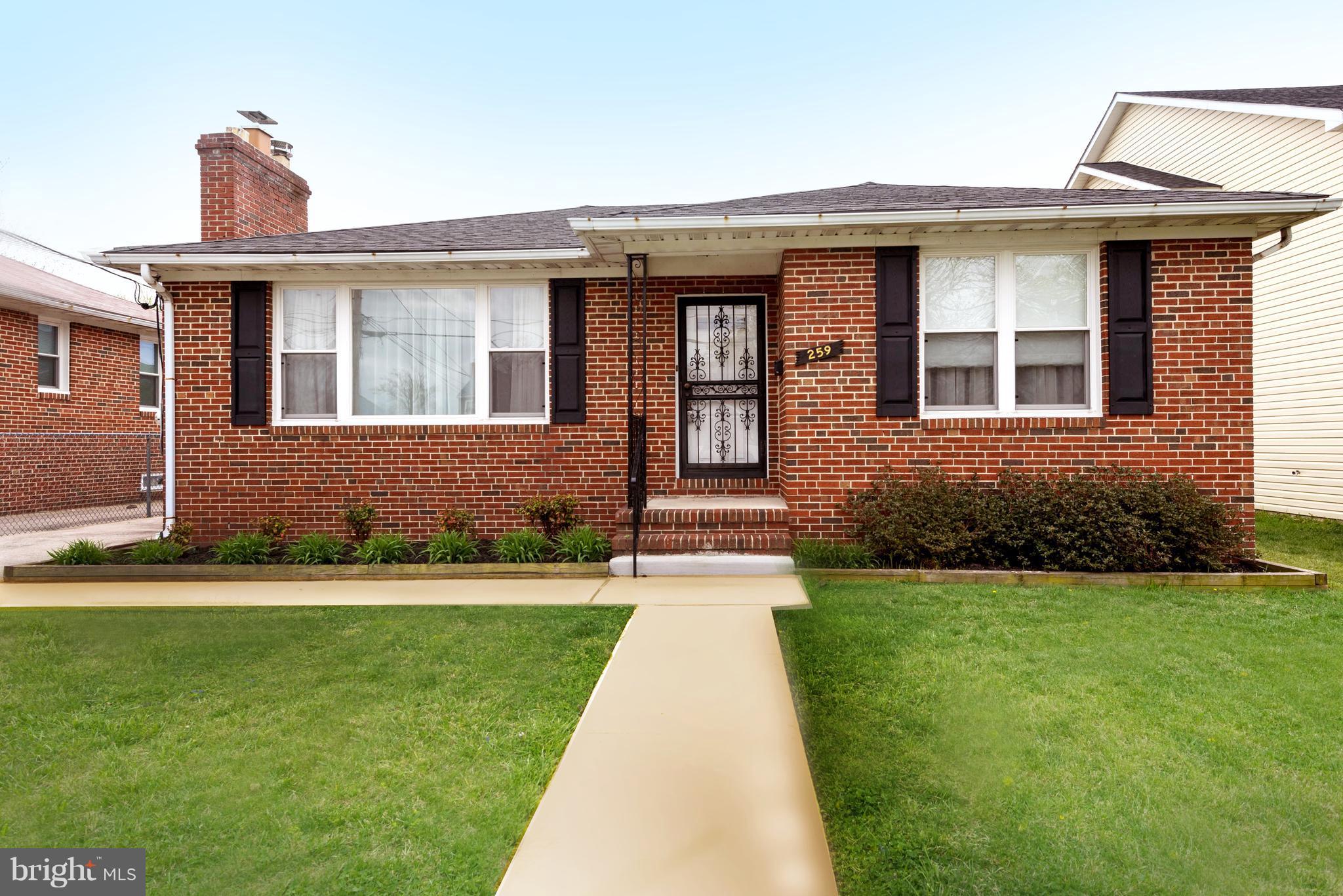 259 Harlem Road Pasadena, MD 21122 - Photo 7 of 30 Brick and Siding Home / Multi-Vehicle Paved Drive