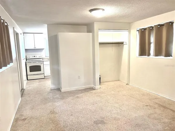 $975 | 6431 Old Main Street, New Port Richey, FL 34653
