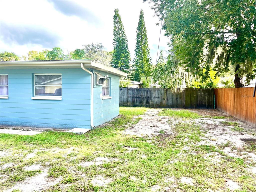 6431 Old Main Street New Port Richey, FL 34653 - Photo 5 of 20