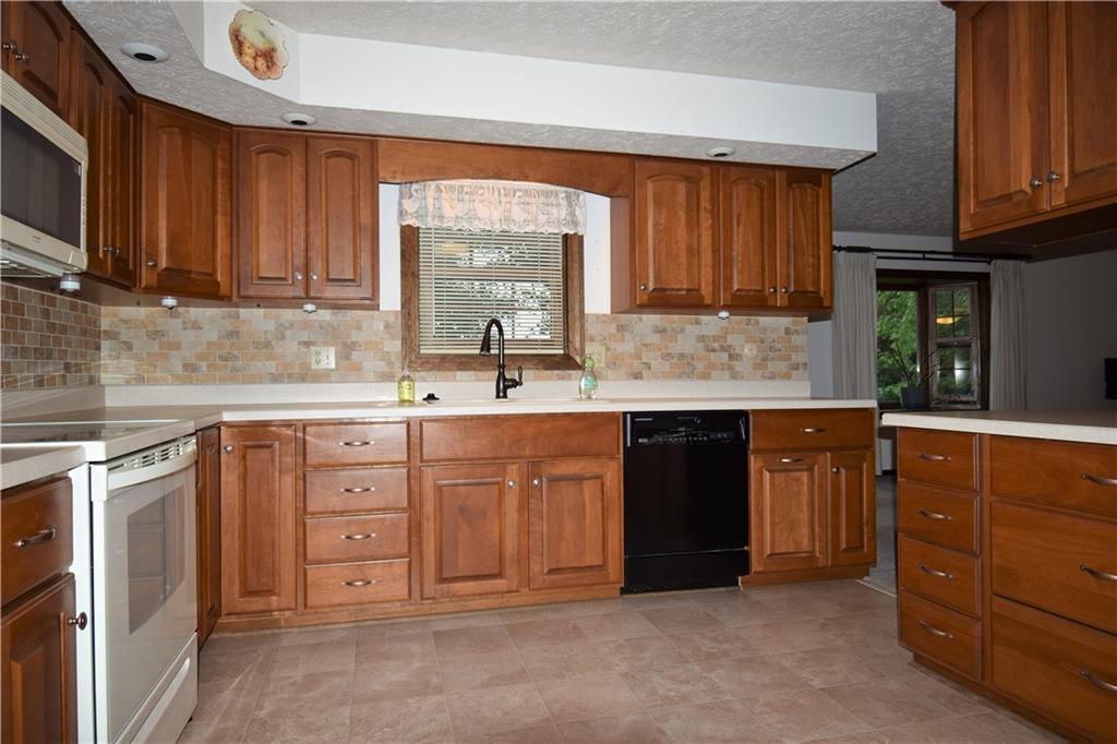 5903 South Tecumseh Road Springfield, OH 45502 - Photo 19 of 47