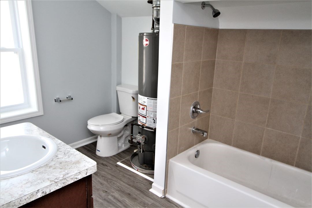83 Rathbone Street Mount Clemens, MI 48043 - Photo 13 of 29 50036529-12.JPG