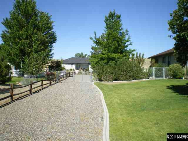 1073 Log Cabin Road Gardnerville, NV 89410 - Photo 2 of 13 Photo 2