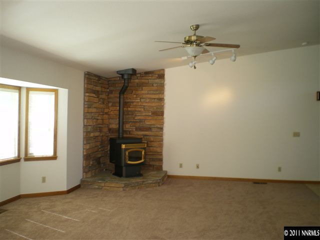 1073 Log Cabin Road Gardnerville, NV 89410 - Photo 5 of 13 Photo 5