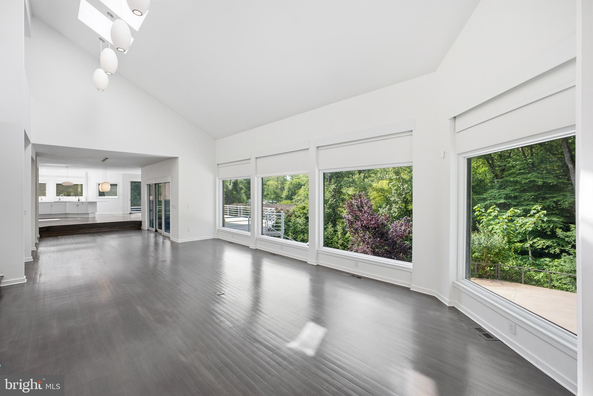 7545 Potomac Fall Road McLean, VA 22102 - Photo 8 of 89