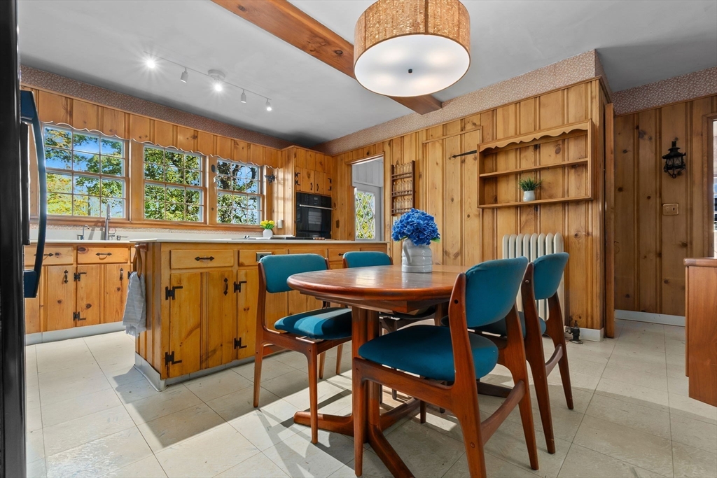 16 Court Street North Andover, MA 01845 - Photo 12 of 42