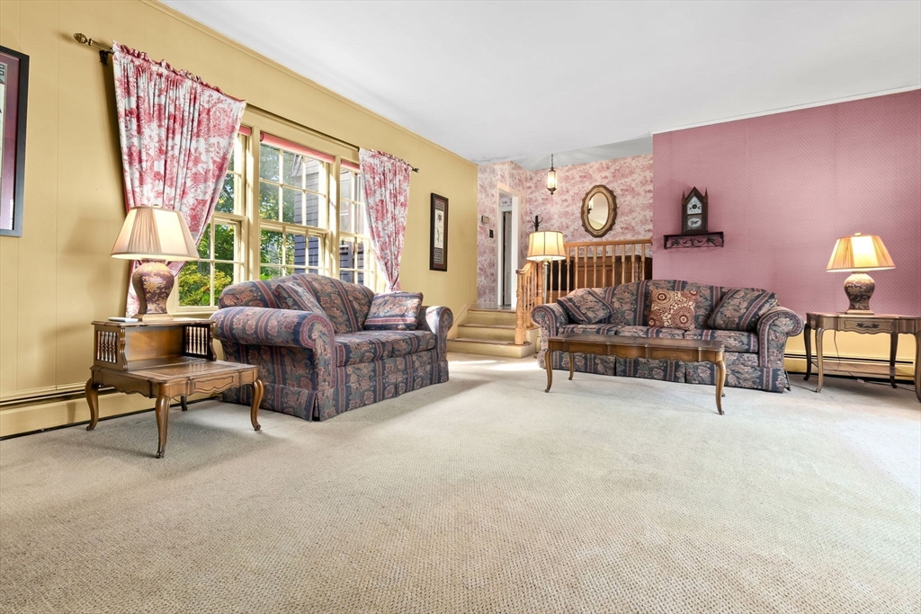 16 Court Street North Andover, MA 01845 - Photo 18 of 42