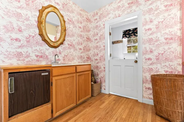 $999,000 | 16 Court Street, North Andover, MA 01845