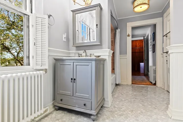 $999,000 | 16 Court Street, North Andover, MA 01845