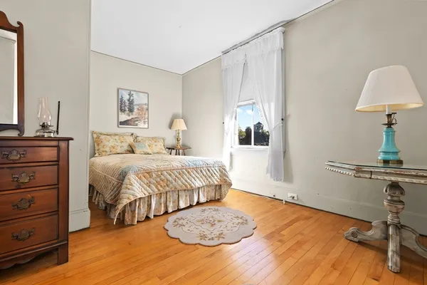 $999,000 | 16 Court Street, North Andover, MA 01845