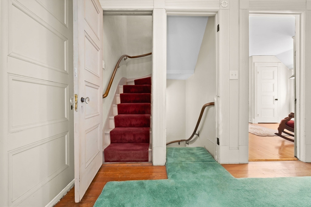 16 Court Street North Andover, MA 01845 - Photo 33 of 42