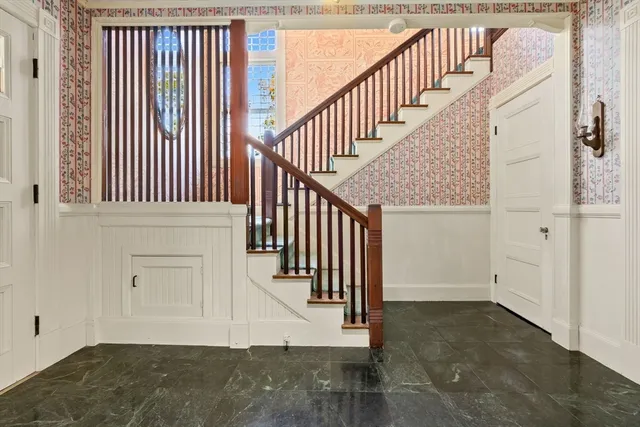 $999,000 | 16 Court Street, North Andover, MA 01845