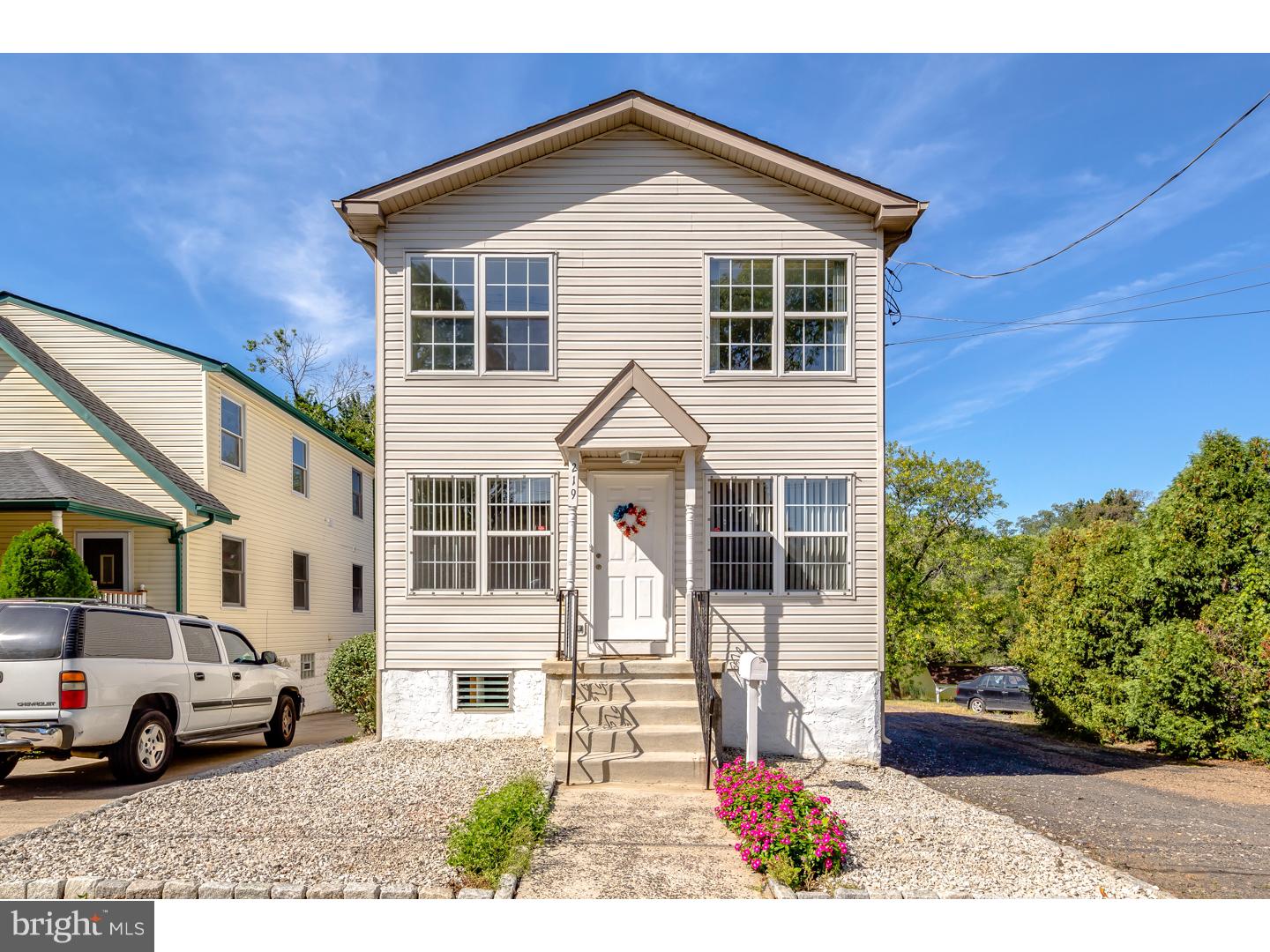 219 Neshaminy Road Croydon, PA 19021 - Photo 2 of 25