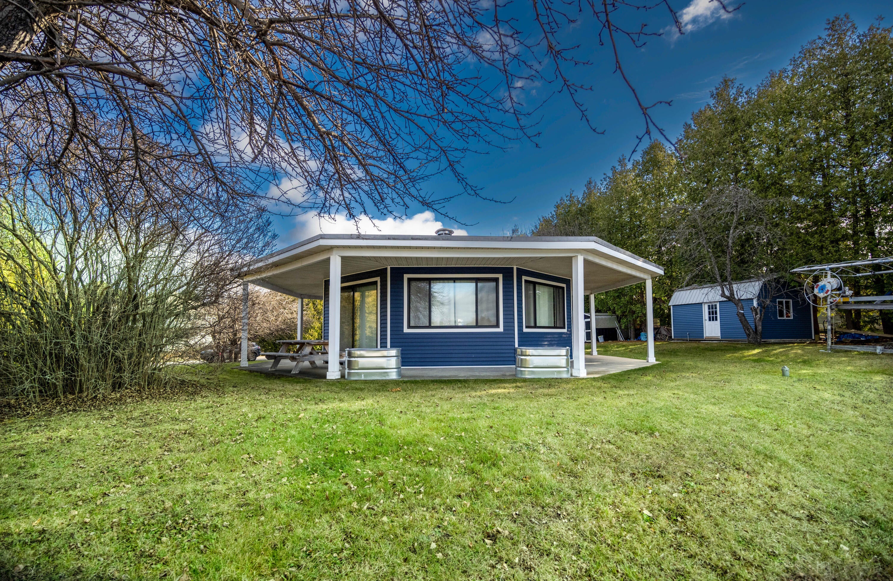 10835 Moonlight Bay Road Cheboygan, MI 49721 - Photo 3 of 26 Gallery Image 3