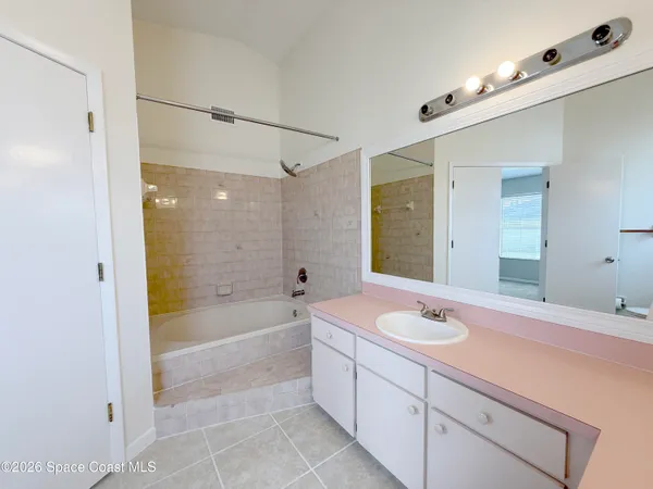 $1,900 | 866 Hanau Avenue Northwest, Palm Bay, FL 32907