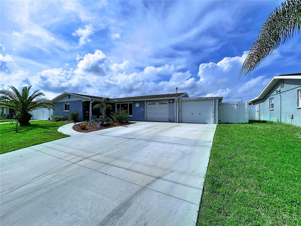 6536 Leeside Isle Hudson, FL 34667 - Photo 5 of 78