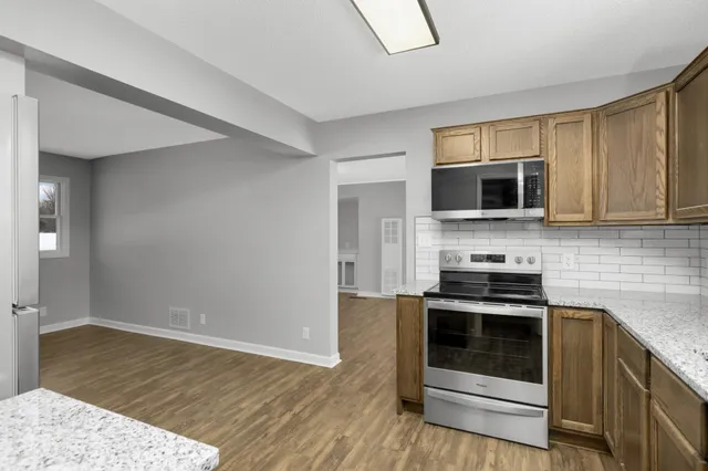 $305,000 | 11901 Vintage Street Northwest, Coon Rapids, MN 55433