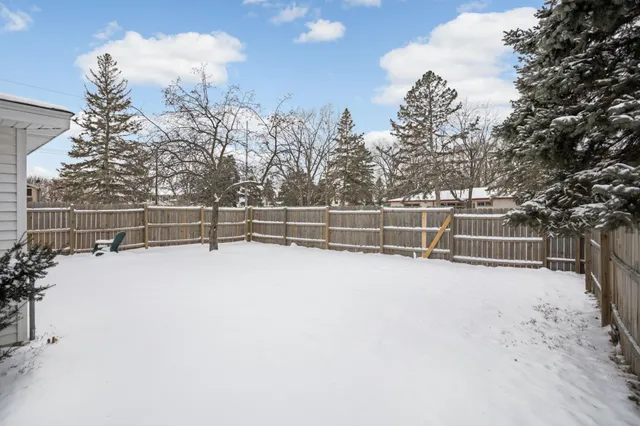 $305,000 | 11901 Vintage Street Northwest, Coon Rapids, MN 55433