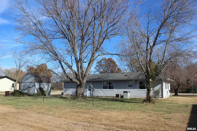 $149,000 | 3287 Selmaville Road, Salem, IL 62881