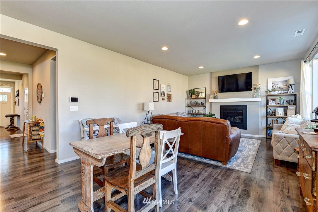 6703 Jensen Road Stanwood, WA 98292 - Photo 10 of 28 Gallery Image 10