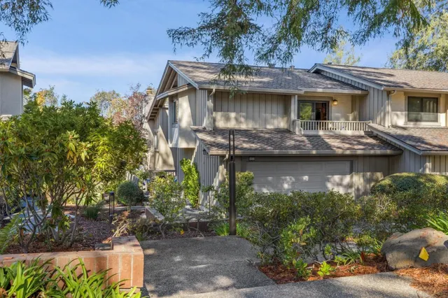 $2,550,000 | 402 Sand Hill Circle, Menlo Park, CA 94025