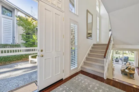 $2,550,000 | 402 Sand Hill Circle, Menlo Park, CA 94025