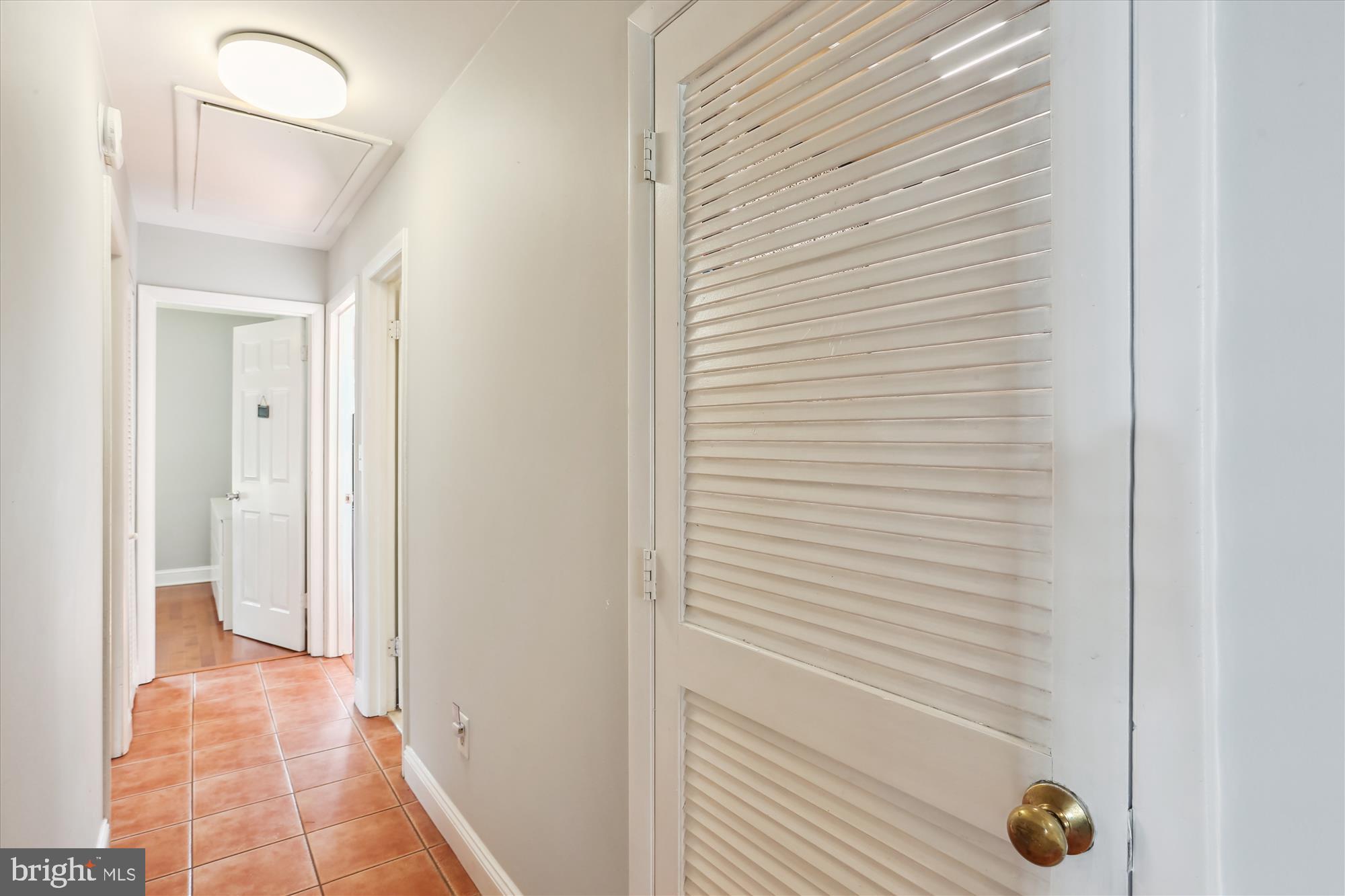 19500 Wootton Avenue Poolesville, MD 20837 - Photo 16 of 62 a view of a hallway