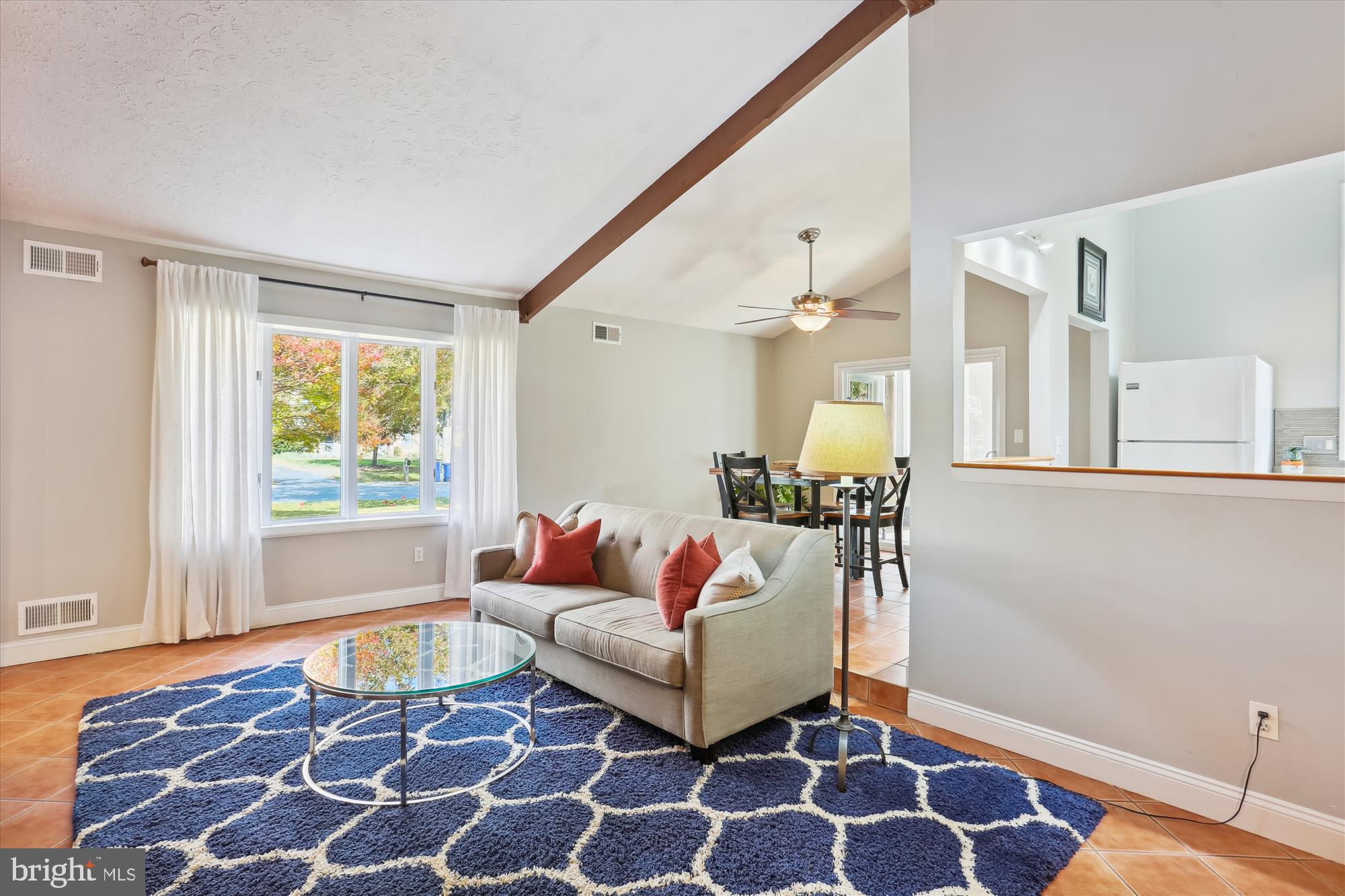 19500 Wootton Avenue Poolesville, MD 20837 - Photo 20 of 62 a living room with furniture and a rug