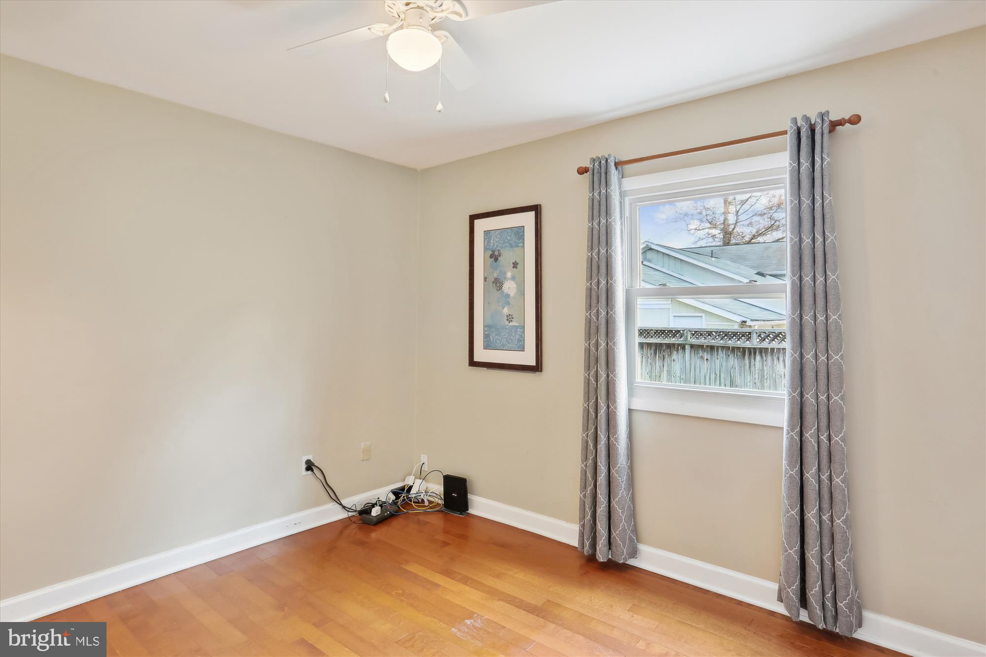 19500 Wootton Avenue Poolesville, MD 20837 - Photo 48 of 62 a view of an empty room with a window