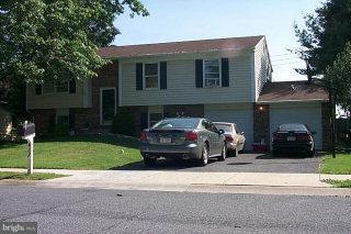 427 Amesbury Road Lancaster, PA 17601 - Photo 1 of 1