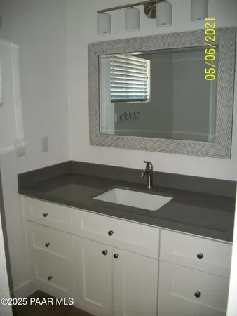 $2,015 | 5270 Diamond Drive, Unit B, Prescott, AZ 86301