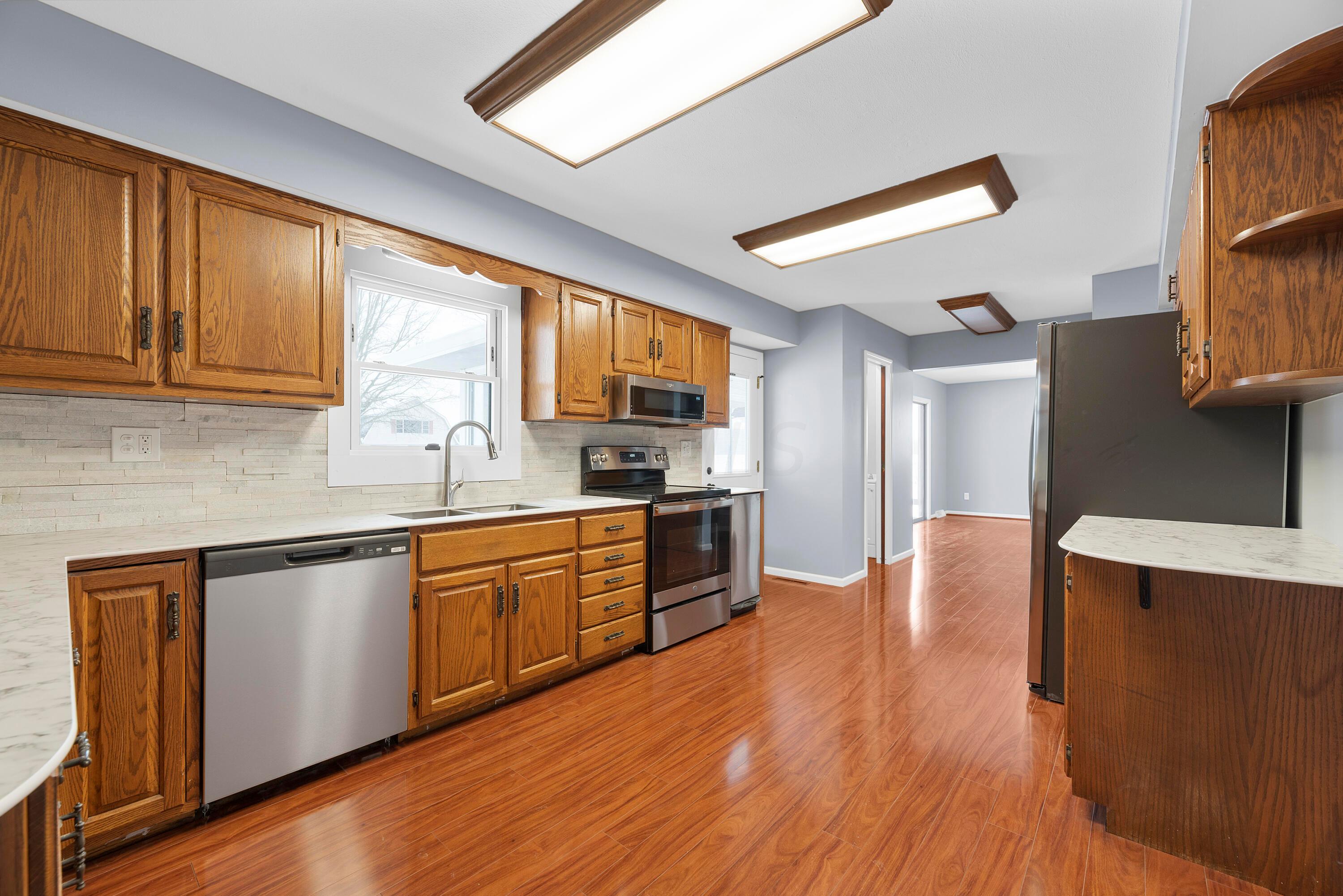 5690 Biggert Road London, OH 43140 - Photo 8 of 61 R1 (8)