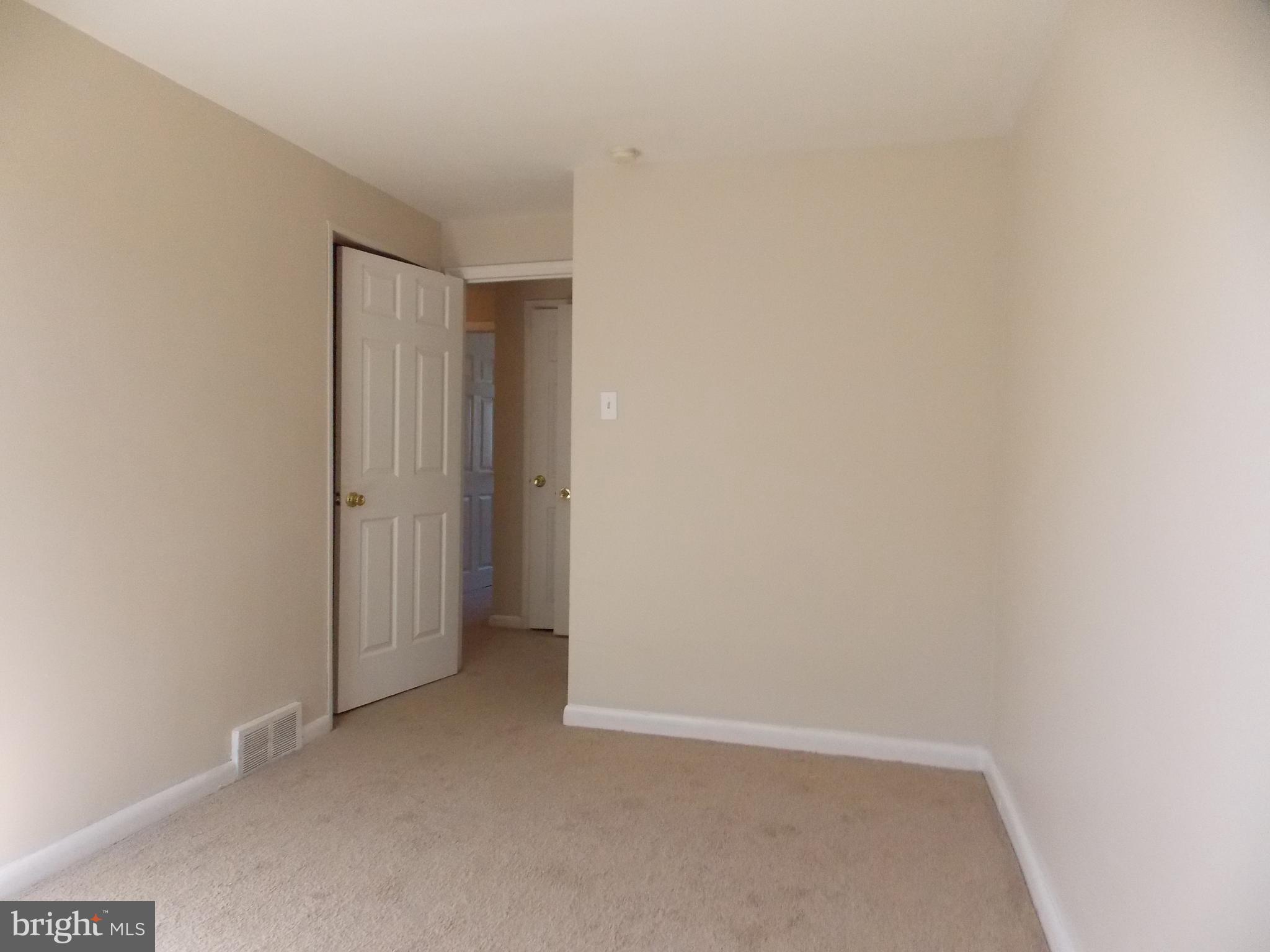 968 Grant Road Folcroft, PA 19032 - Photo 12 of 18