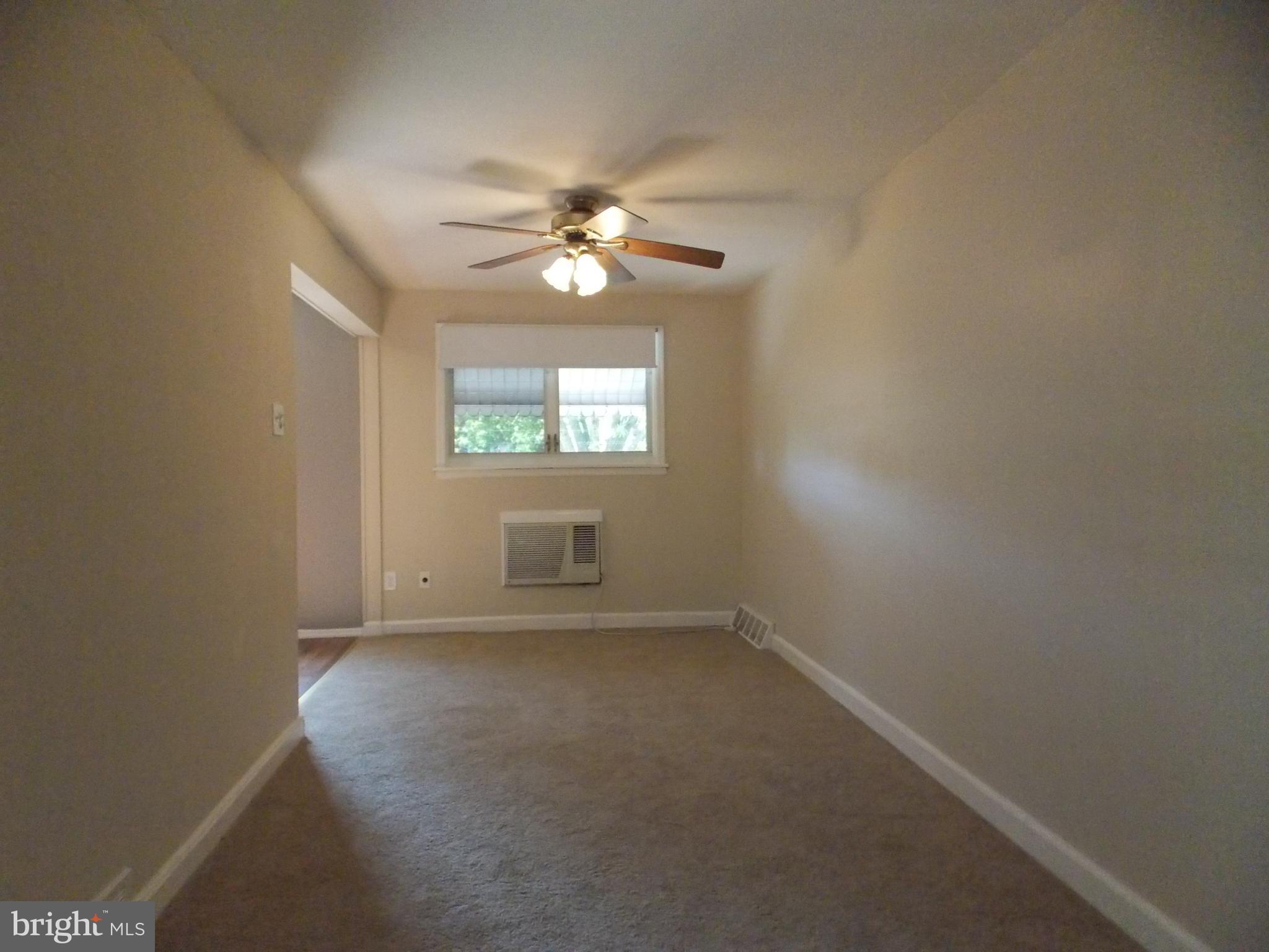 968 Grant Road Folcroft, PA 19032 - Photo 5 of 18 Dining Room