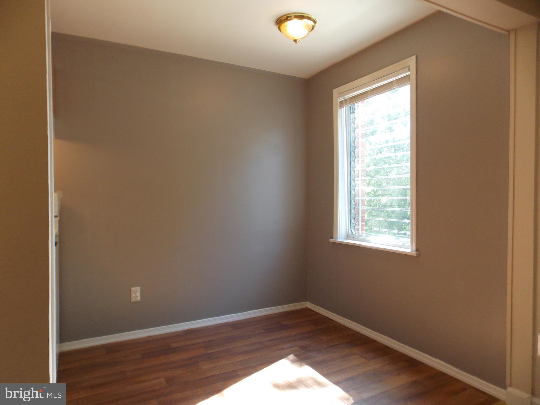 968 Grant Road Folcroft, PA 19032 - Photo 7 of 18 Breakfast Area