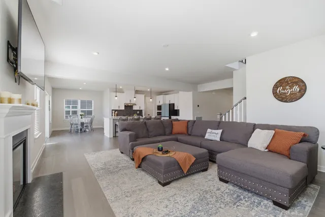 $615,000 | 2119 Hideaway Lane, Murfreesboro, TN 37128